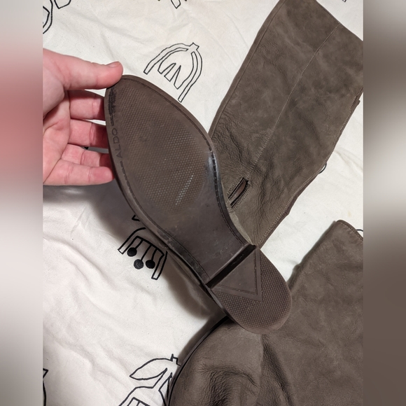Aldo knee high suede boots women's size 8.5, ash colored - Picture 6 of 6